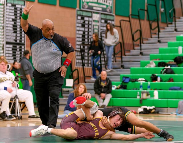 24 banquet 54 (wrestling)